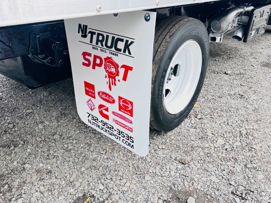 2022 Isuzu NRR 16FT DRY BOX + 19500LB GVW +  CREW CAB + NO CDL, available for sale in South Amboy, New Jersey | NJ Truck Spot. South Amboy, New Jersey 2022 Isuzu NRR 16FT DRY BOX + 19500LB GVW +  CREW CAB + NO CDL, available for sale in South Amboy, New Jersey | NJ Truck Spot. South Amboy, New Jersey