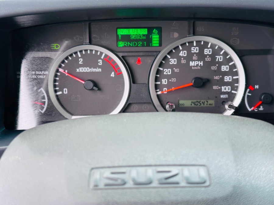 2022 Isuzu NRR 16FT DRY BOX + 19500LB GVW +  CREW CAB + NO CDL, available for sale in South Amboy, New Jersey | NJ Truck Spot. South Amboy, New Jersey 2022 Isuzu NRR 16FT DRY BOX + 19500LB GVW +  CREW CAB + NO CDL, available for sale in South Amboy, New Jersey | NJ Truck Spot. South Amboy, New Jersey