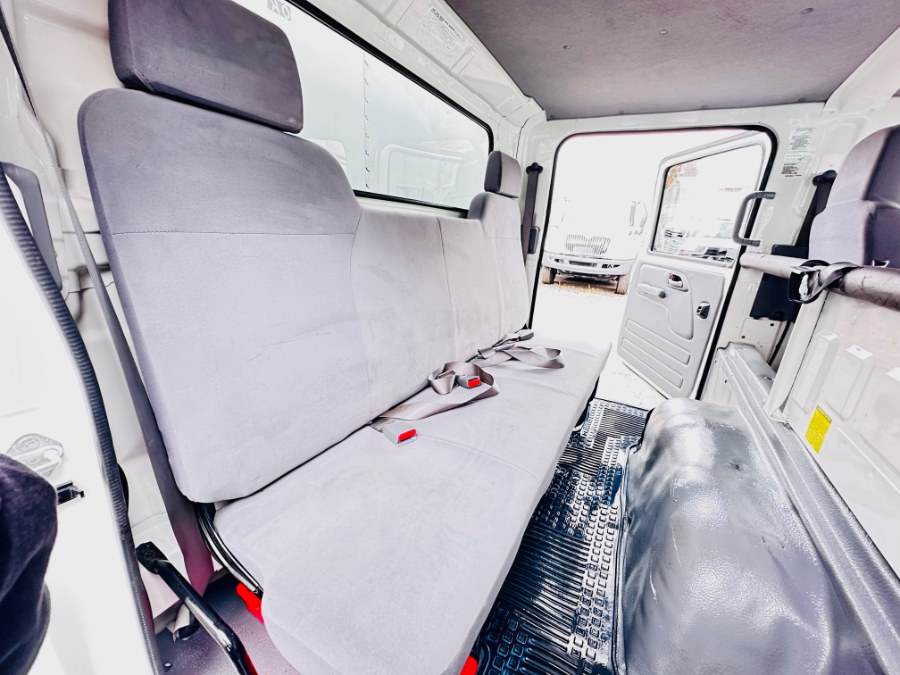 2022 Isuzu NRR 16FT DRY BOX + 19500LB GVW +  CREW CAB + NO CDL, available for sale in South Amboy, New Jersey | NJ Truck Spot. South Amboy, New Jersey 2022 Isuzu NRR 16FT DRY BOX + 19500LB GVW +  CREW CAB + NO CDL, available for sale in South Amboy, New Jersey | NJ Truck Spot. South Amboy, New Jersey