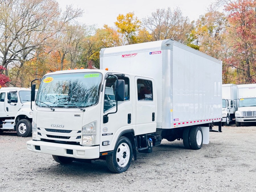 2022 Isuzu NRR 16FT DRY BOX + 19500LB GVW +  CREW CAB + NO CDL, available for sale in South Amboy, New Jersey | NJ Truck Spot. South Amboy, New Jersey 2022 Isuzu NRR 16FT DRY BOX + 19500LB GVW +  CREW CAB + NO CDL, available for sale in South Amboy, New Jersey | NJ Truck Spot. South Amboy, New Jersey