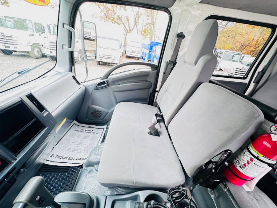 2022 Isuzu NRR 16FT DRY BOX + 19500LB GVW +  CREW CAB + NO CDL, available for sale in South Amboy, New Jersey | NJ Truck Spot. South Amboy, New Jersey 2022 Isuzu NRR 16FT DRY BOX + 19500LB GVW +  CREW CAB + NO CDL, available for sale in South Amboy, New Jersey | NJ Truck Spot. South Amboy, New Jersey