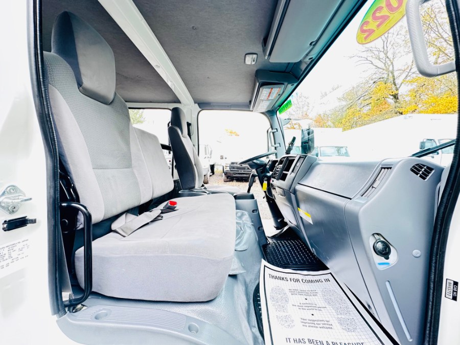 2022 Isuzu NRR 16FT DRY BOX + 19500LB GVW +  CREW CAB + NO CDL, available for sale in South Amboy, New Jersey | NJ Truck Spot. South Amboy, New Jersey 2022 Isuzu NRR 16FT DRY BOX + 19500LB GVW +  CREW CAB + NO CDL, available for sale in South Amboy, New Jersey | NJ Truck Spot. South Amboy, New Jersey