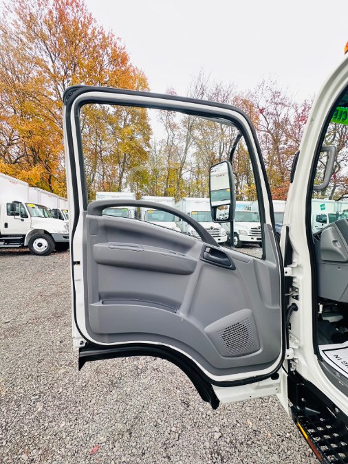 2022 Isuzu NRR 16FT DRY BOX + 19500LB GVW +  CREW CAB + NO CDL, available for sale in South Amboy, New Jersey | NJ Truck Spot. South Amboy, New Jersey 2022 Isuzu NRR 16FT DRY BOX + 19500LB GVW +  CREW CAB + NO CDL, available for sale in South Amboy, New Jersey | NJ Truck Spot. South Amboy, New Jersey