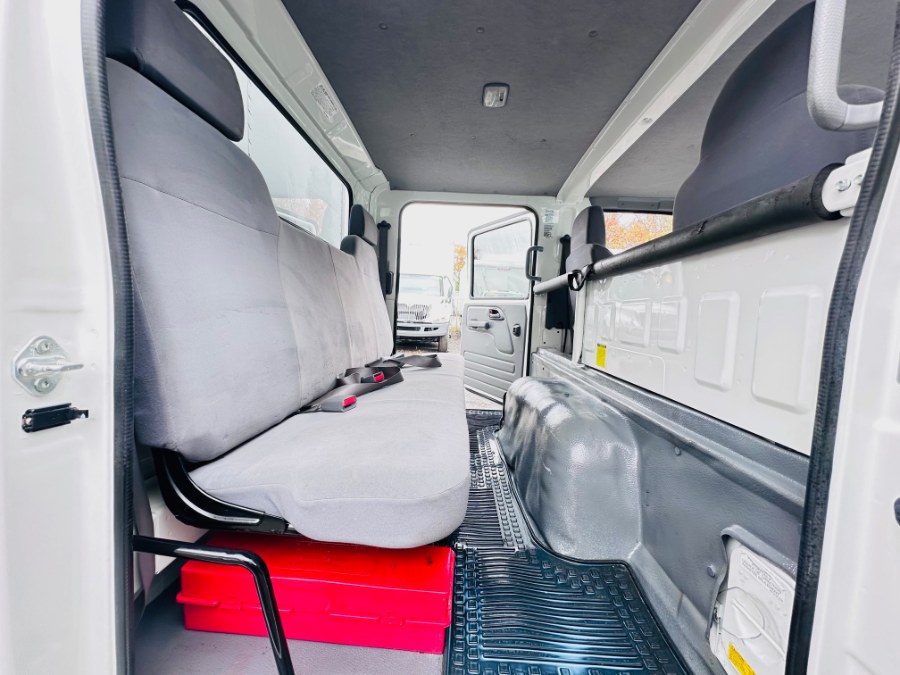 2022 Isuzu NRR 16FT DRY BOX + 19500LB GVW +  CREW CAB + NO CDL, available for sale in South Amboy, New Jersey | NJ Truck Spot. South Amboy, New Jersey 2022 Isuzu NRR 16FT DRY BOX + 19500LB GVW +  CREW CAB + NO CDL, available for sale in South Amboy, New Jersey | NJ Truck Spot. South Amboy, New Jersey