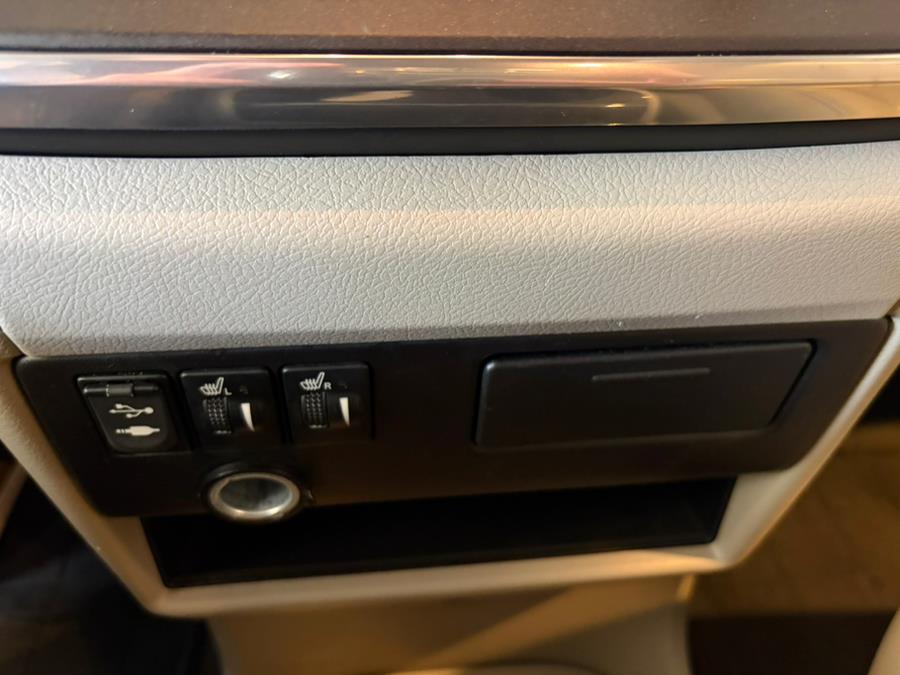 2015 Toyota Sienna 5dr 7-Pass Van XLE AWD (Natl), available for sale in West Hartford, Connecticut | AutoMax. West Hartford, Connecticut 2015 Toyota Sienna 5dr 7-Pass Van XLE AWD (Natl), available for sale in West Hartford, Connecticut | AutoMax. West Hartford, Connecticut