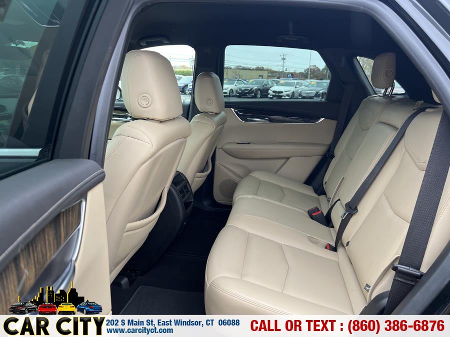 2019 Cadillac XT5 AWD 4dr, available for sale in East Windsor, Connecticut | Car City LLC. East Windsor, Connecticut 2019 Cadillac XT5 AWD 4dr, available for sale in East Windsor, Connecticut | Car City LLC. East Windsor, Connecticut