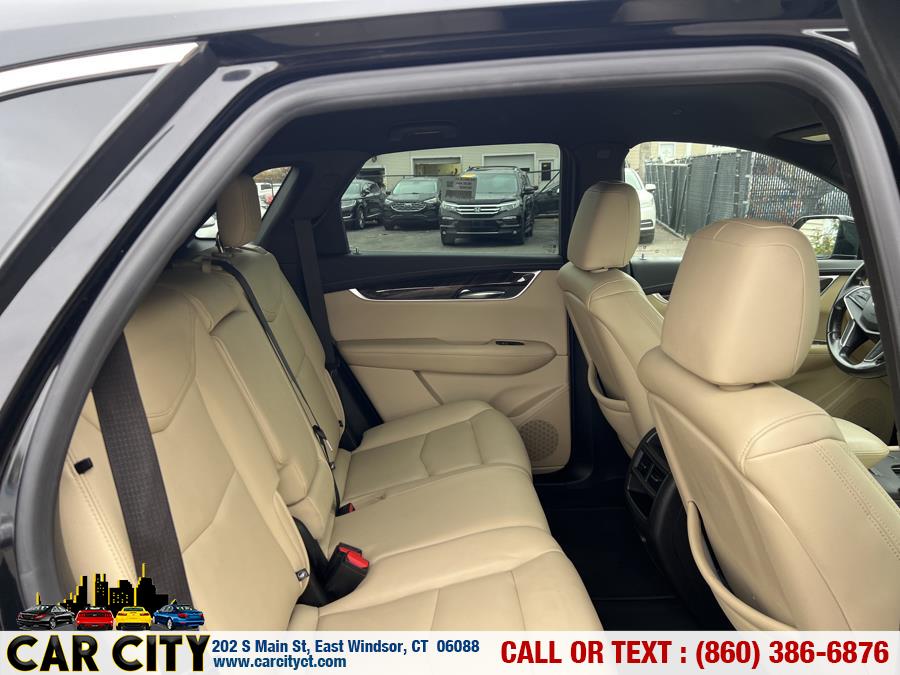 2019 Cadillac XT5 AWD 4dr, available for sale in East Windsor, Connecticut | Car City LLC. East Windsor, Connecticut 2019 Cadillac XT5 AWD 4dr, available for sale in East Windsor, Connecticut | Car City LLC. East Windsor, Connecticut