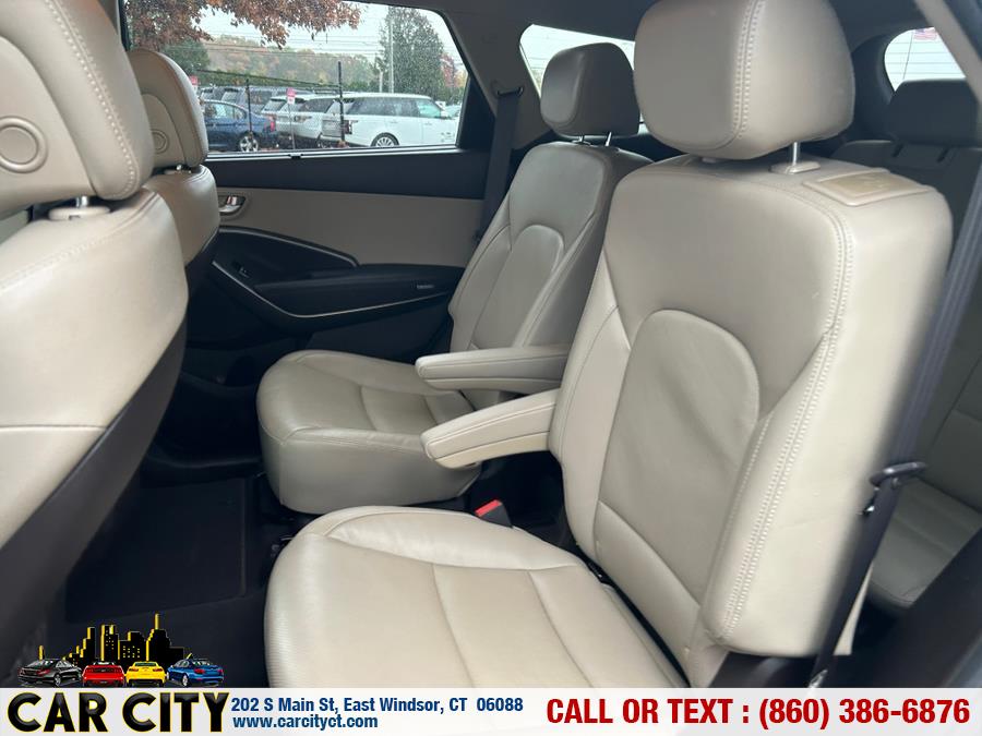 2017 Hyundai Santa Fe Limited 3.3L Auto AWD, available for sale in East Windsor, Connecticut | Car City LLC. East Windsor, Connecticut 2017 Hyundai Santa Fe Limited 3.3L Auto AWD, available for sale in East Windsor, Connecticut | Car City LLC. East Windsor, Connecticut