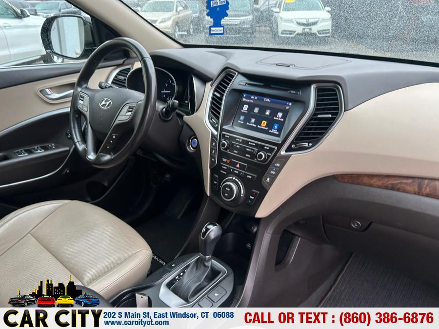 2017 Hyundai Santa Fe Limited 3.3L Auto AWD, available for sale in East Windsor, Connecticut | Car City LLC. East Windsor, Connecticut 2017 Hyundai Santa Fe Limited 3.3L Auto AWD, available for sale in East Windsor, Connecticut | Car City LLC. East Windsor, Connecticut