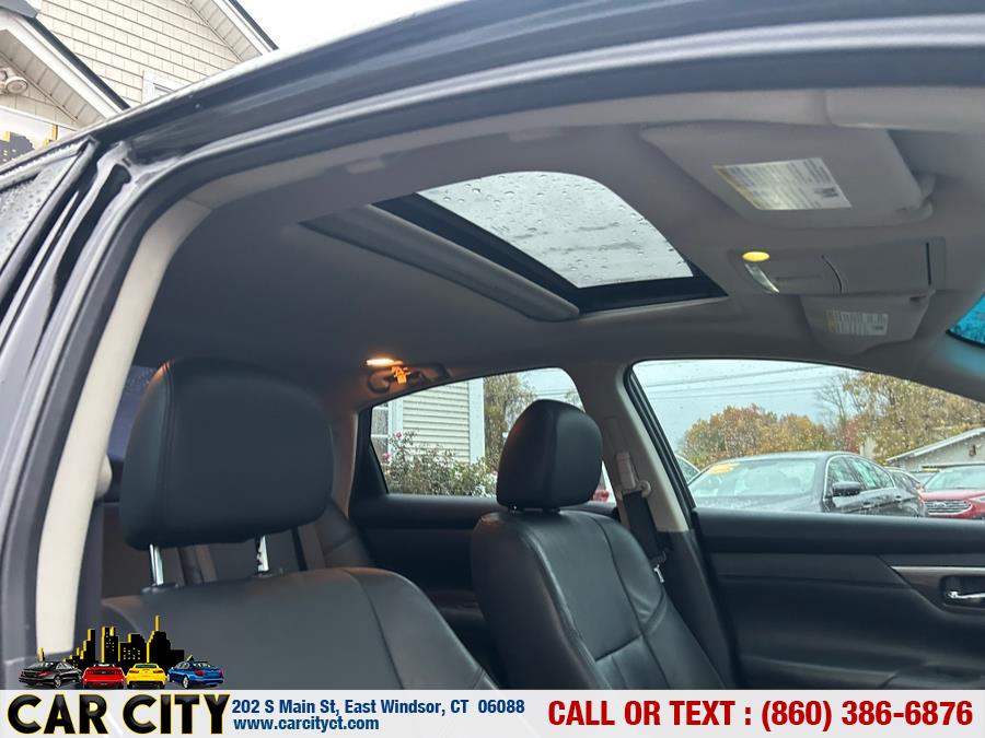2015 Nissan Altima 4dr Sdn V6 3.5 SL *Ltd Avail*, available for sale in East Windsor, Connecticut | Car City LLC. East Windsor, Connecticut 2015 Nissan Altima 4dr Sdn V6 3.5 SL *Ltd Avail*, available for sale in East Windsor, Connecticut | Car City LLC. East Windsor, Connecticut