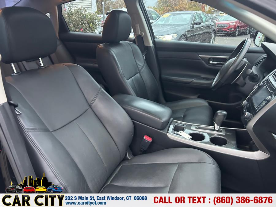 2015 Nissan Altima 4dr Sdn V6 3.5 SL *Ltd Avail*, available for sale in East Windsor, Connecticut | Car City LLC. East Windsor, Connecticut 2015 Nissan Altima 4dr Sdn V6 3.5 SL *Ltd Avail*, available for sale in East Windsor, Connecticut | Car City LLC. East Windsor, Connecticut