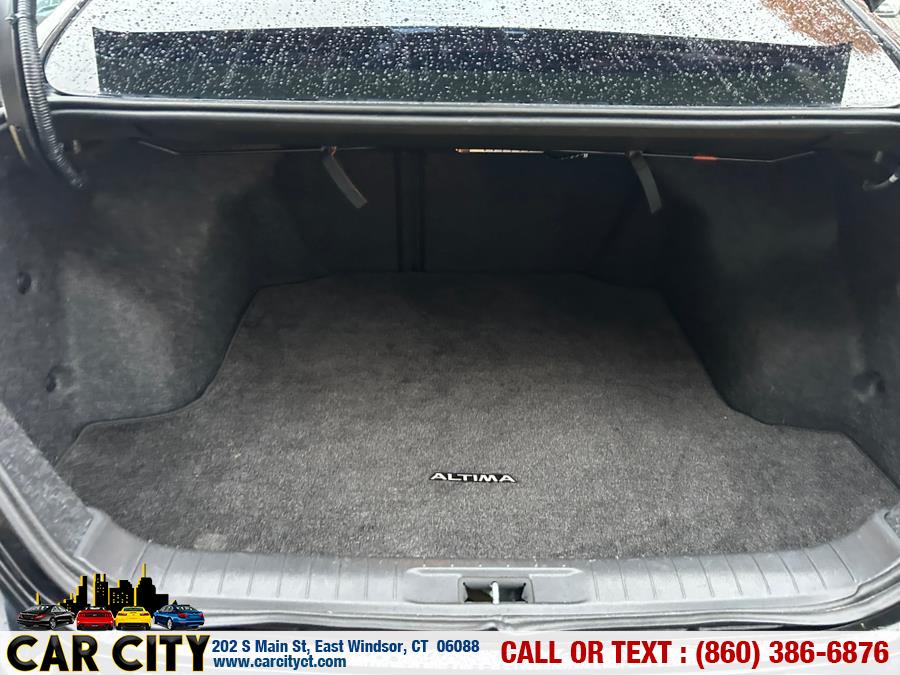 2015 Nissan Altima 4dr Sdn V6 3.5 SL *Ltd Avail*, available for sale in East Windsor, Connecticut | Car City LLC. East Windsor, Connecticut 2015 Nissan Altima 4dr Sdn V6 3.5 SL *Ltd Avail*, available for sale in East Windsor, Connecticut | Car City LLC. East Windsor, Connecticut