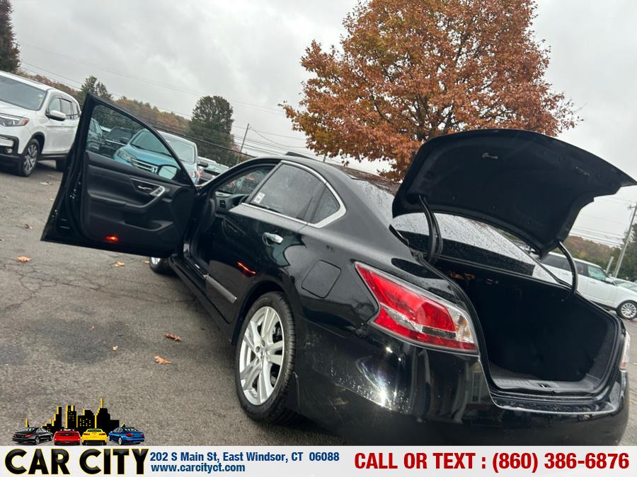 2015 Nissan Altima 4dr Sdn V6 3.5 SL *Ltd Avail*, available for sale in East Windsor, Connecticut | Car City LLC. East Windsor, Connecticut 2015 Nissan Altima 4dr Sdn V6 3.5 SL *Ltd Avail*, available for sale in East Windsor, Connecticut | Car City LLC. East Windsor, Connecticut