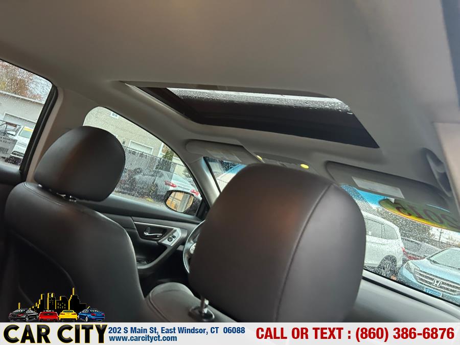 2015 Nissan Altima 4dr Sdn V6 3.5 SL *Ltd Avail*, available for sale in East Windsor, Connecticut | Car City LLC. East Windsor, Connecticut 2015 Nissan Altima 4dr Sdn V6 3.5 SL *Ltd Avail*, available for sale in East Windsor, Connecticut | Car City LLC. East Windsor, Connecticut