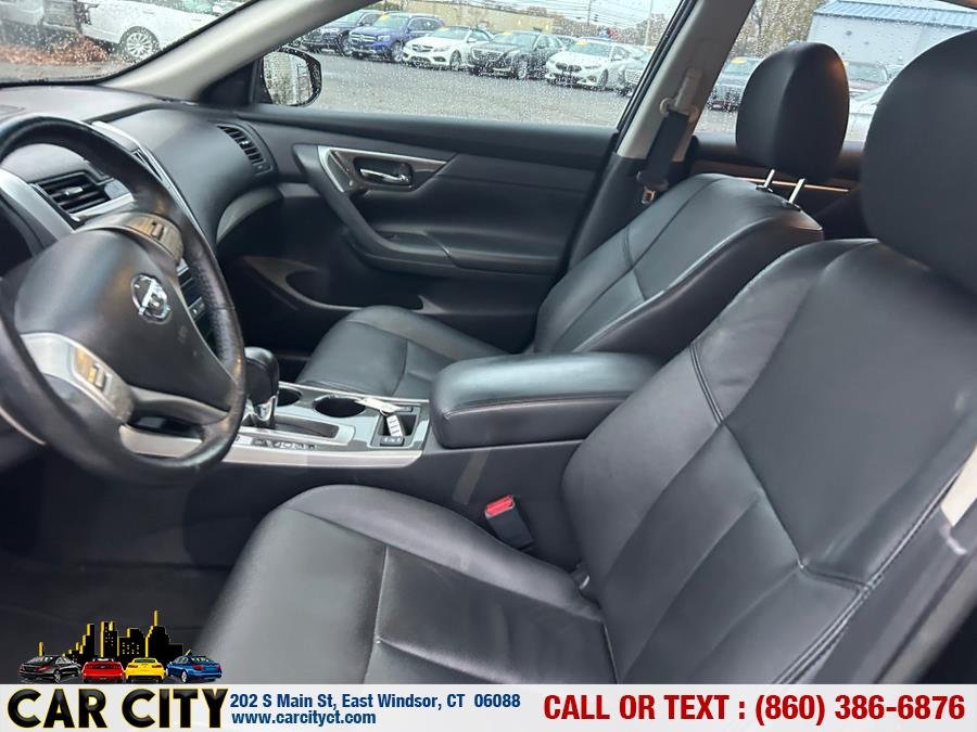 2015 Nissan Altima 4dr Sdn V6 3.5 SL *Ltd Avail*, available for sale in East Windsor, Connecticut | Car City LLC. East Windsor, Connecticut 2015 Nissan Altima 4dr Sdn V6 3.5 SL *Ltd Avail*, available for sale in East Windsor, Connecticut | Car City LLC. East Windsor, Connecticut
