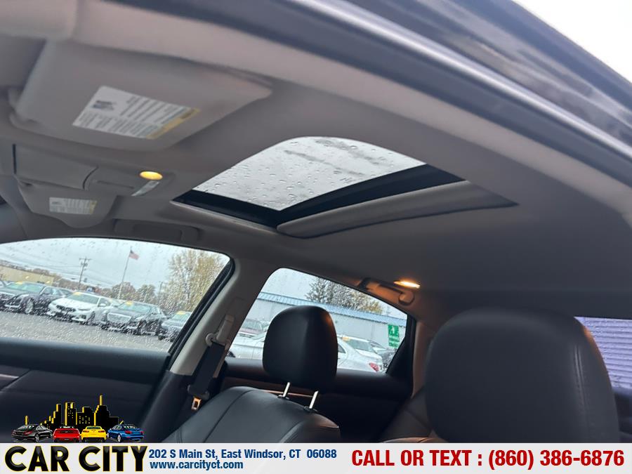 2015 Nissan Altima 4dr Sdn V6 3.5 SL *Ltd Avail*, available for sale in East Windsor, Connecticut | Car City LLC. East Windsor, Connecticut 2015 Nissan Altima 4dr Sdn V6 3.5 SL *Ltd Avail*, available for sale in East Windsor, Connecticut | Car City LLC. East Windsor, Connecticut
