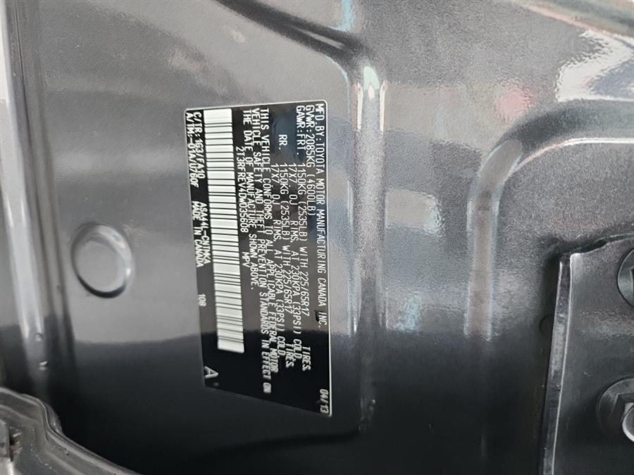 2013 Toyota RAV4 AWD 4dr XLE (Natl), available for sale in Islip, New York | L.I. Auto Gallery. Islip, New York 2013 Toyota RAV4 AWD 4dr XLE (Natl), available for sale in Islip, New York | L.I. Auto Gallery. Islip, New York