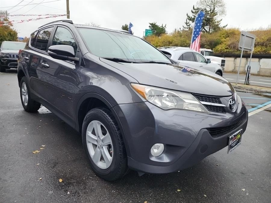 2013 Toyota RAV4 AWD 4dr XLE (Natl), available for sale in Islip, New York | L.I. Auto Gallery. Islip, New York 2013 Toyota RAV4 AWD 4dr XLE (Natl), available for sale in Islip, New York | L.I. Auto Gallery. Islip, New York