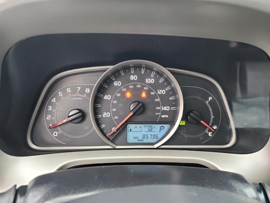 2013 Toyota RAV4 AWD 4dr XLE (Natl), available for sale in Islip, New York | L.I. Auto Gallery. Islip, New York 2013 Toyota RAV4 AWD 4dr XLE (Natl), available for sale in Islip, New York | L.I. Auto Gallery. Islip, New York