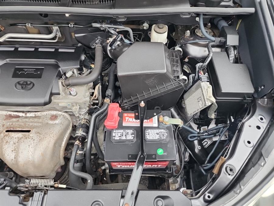 2013 Toyota RAV4 AWD 4dr XLE (Natl), available for sale in Islip, New York | L.I. Auto Gallery. Islip, New York 2013 Toyota RAV4 AWD 4dr XLE (Natl), available for sale in Islip, New York | L.I. Auto Gallery. Islip, New York