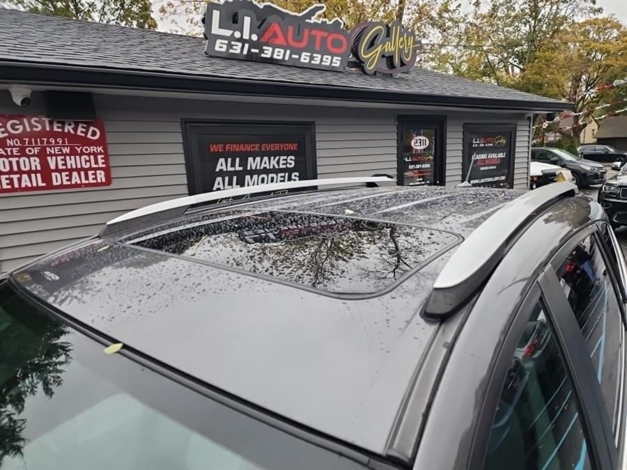 2013 Toyota RAV4 AWD 4dr XLE (Natl), available for sale in Islip, New York | L.I. Auto Gallery. Islip, New York 2013 Toyota RAV4 AWD 4dr XLE (Natl), available for sale in Islip, New York | L.I. Auto Gallery. Islip, New York