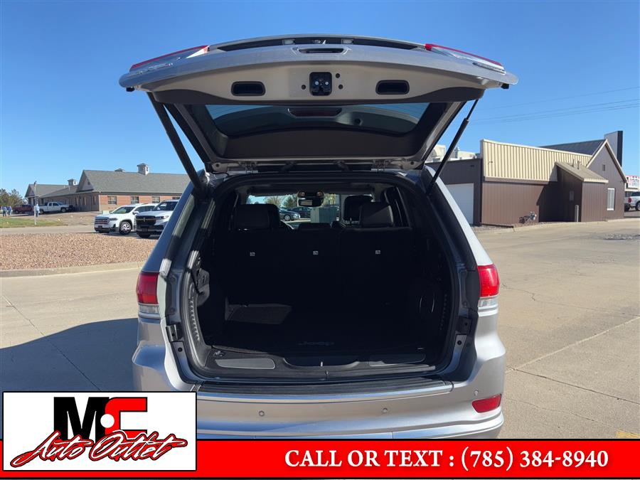 2019 Jeep Grand Cherokee Summit 4x4, available for sale in Colby, Kansas | M C Auto Outlet Inc. Colby, Kansas 2019 Jeep Grand Cherokee Summit 4x4, available for sale in Colby, Kansas | M C Auto Outlet Inc. Colby, Kansas