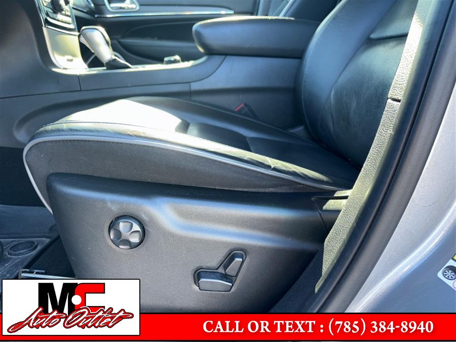 2019 Jeep Grand Cherokee Summit 4x4, available for sale in Colby, Kansas | M C Auto Outlet Inc. Colby, Kansas 2019 Jeep Grand Cherokee Summit 4x4, available for sale in Colby, Kansas | M C Auto Outlet Inc. Colby, Kansas