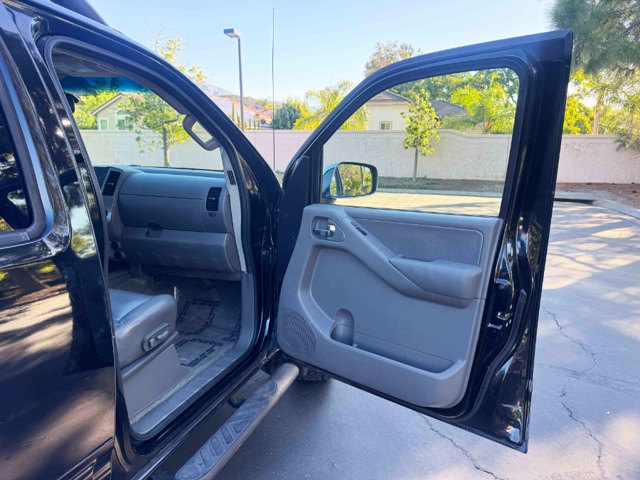 2012 Nissan Frontier 4WD Crew Cab SWB Auto SL, available for sale in Lake Forest, California | Pacific Green Line. Lake Forest, California 2012 Nissan Frontier 4WD Crew Cab SWB Auto SL, available for sale in Lake Forest, California | Pacific Green Line. Lake Forest, California