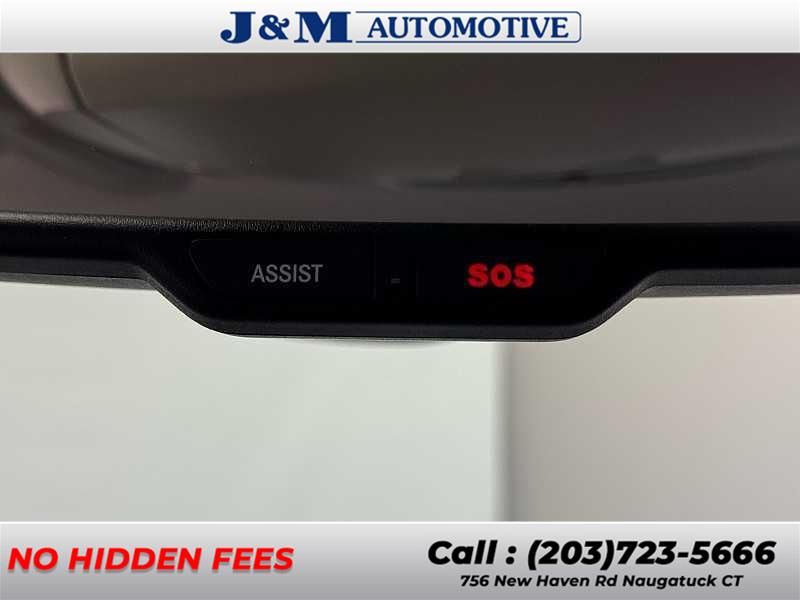 2019 Chrysler 300 Limited, available for sale in Naugatuck, Connecticut | J&M Automotive Sls&Svc LLC. Naugatuck, Connecticut 2019 Chrysler 300 Limited, available for sale in Naugatuck, Connecticut | J&M Automotive Sls&Svc LLC. Naugatuck, Connecticut