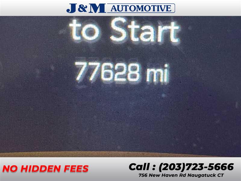 2019 Chrysler 300 Limited, available for sale in Naugatuck, Connecticut | J&M Automotive Sls&Svc LLC. Naugatuck, Connecticut 2019 Chrysler 300 Limited, available for sale in Naugatuck, Connecticut | J&M Automotive Sls&Svc LLC. Naugatuck, Connecticut