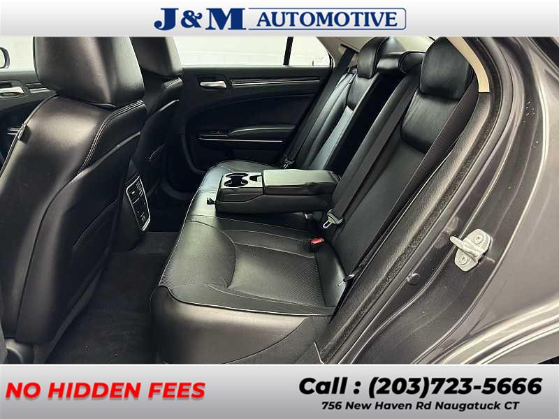 2019 Chrysler 300 Limited, available for sale in Naugatuck, Connecticut | J&M Automotive Sls&Svc LLC. Naugatuck, Connecticut 2019 Chrysler 300 Limited, available for sale in Naugatuck, Connecticut | J&M Automotive Sls&Svc LLC. Naugatuck, Connecticut