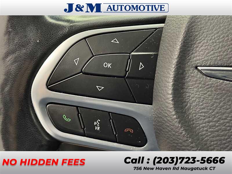 2019 Chrysler 300 Limited, available for sale in Naugatuck, Connecticut | J&M Automotive Sls&Svc LLC. Naugatuck, Connecticut 2019 Chrysler 300 Limited, available for sale in Naugatuck, Connecticut | J&M Automotive Sls&Svc LLC. Naugatuck, Connecticut