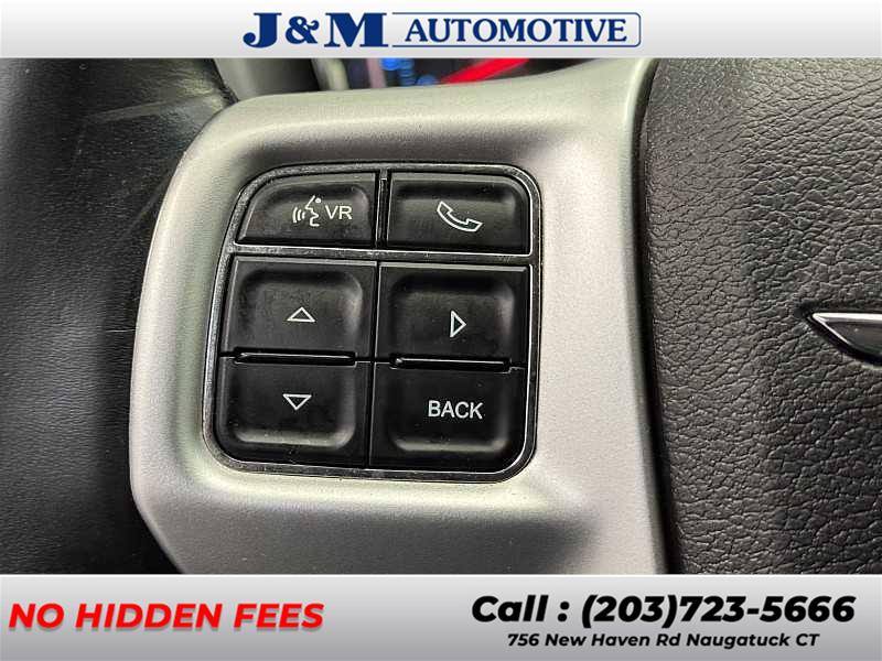 2016 Chrysler Town & Country Touring, available for sale in Naugatuck, Connecticut | J&M Automotive Sls&Svc LLC. Naugatuck, Connecticut 2016 Chrysler Town & Country Touring, available for sale in Naugatuck, Connecticut | J&M Automotive Sls&Svc LLC. Naugatuck, Connecticut