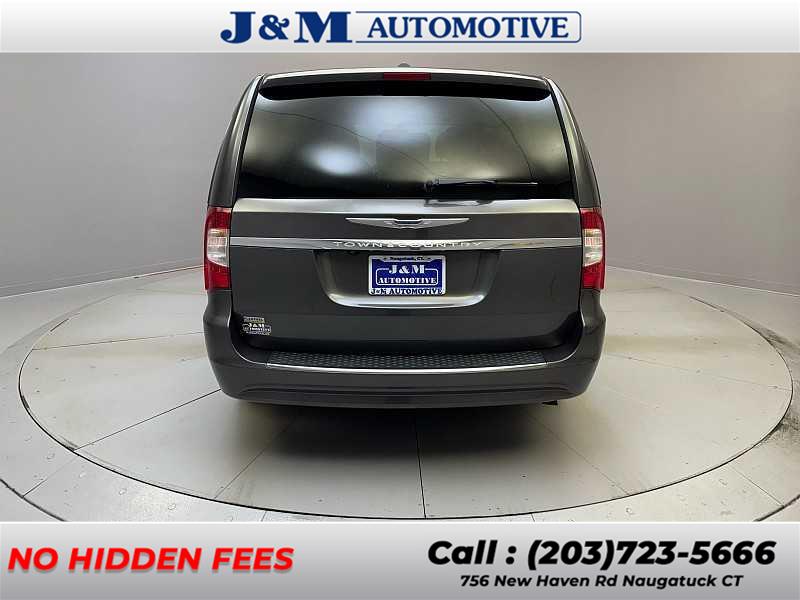 2016 Chrysler Town & Country Touring, available for sale in Naugatuck, Connecticut | J&M Automotive Sls&Svc LLC. Naugatuck, Connecticut 2016 Chrysler Town & Country Touring, available for sale in Naugatuck, Connecticut | J&M Automotive Sls&Svc LLC. Naugatuck, Connecticut