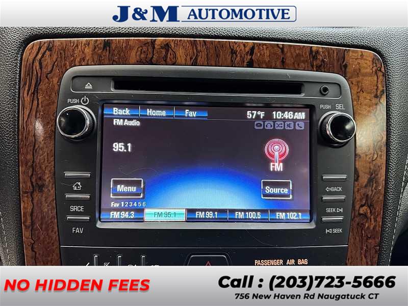 2014 Chevrolet Traverse LT, available for sale in Naugatuck, Connecticut | J&M Automotive Sls&Svc LLC. Naugatuck, Connecticut 2014 Chevrolet Traverse LT, available for sale in Naugatuck, Connecticut | J&M Automotive Sls&Svc LLC. Naugatuck, Connecticut