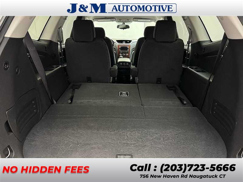 2014 Chevrolet Traverse LT, available for sale in Naugatuck, Connecticut | J&M Automotive Sls&Svc LLC. Naugatuck, Connecticut 2014 Chevrolet Traverse LT, available for sale in Naugatuck, Connecticut | J&M Automotive Sls&Svc LLC. Naugatuck, Connecticut