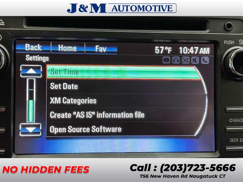 2014 Chevrolet Traverse LT, available for sale in Naugatuck, Connecticut | J&M Automotive Sls&Svc LLC. Naugatuck, Connecticut 2014 Chevrolet Traverse LT, available for sale in Naugatuck, Connecticut | J&M Automotive Sls&Svc LLC. Naugatuck, Connecticut