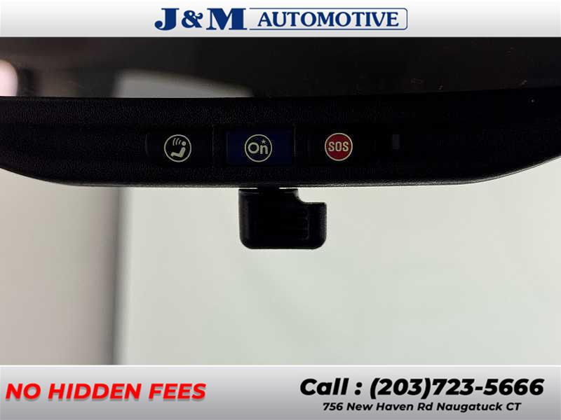 2014 Chevrolet Traverse LT, available for sale in Naugatuck, Connecticut | J&M Automotive Sls&Svc LLC. Naugatuck, Connecticut 2014 Chevrolet Traverse LT, available for sale in Naugatuck, Connecticut | J&M Automotive Sls&Svc LLC. Naugatuck, Connecticut