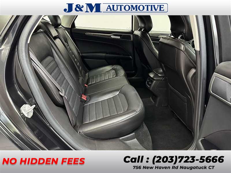 2014 Ford Fusion SE, available for sale in Naugatuck, Connecticut | J&M Automotive Sls&Svc LLC. Naugatuck, Connecticut 2014 Ford Fusion SE, available for sale in Naugatuck, Connecticut | J&M Automotive Sls&Svc LLC. Naugatuck, Connecticut
