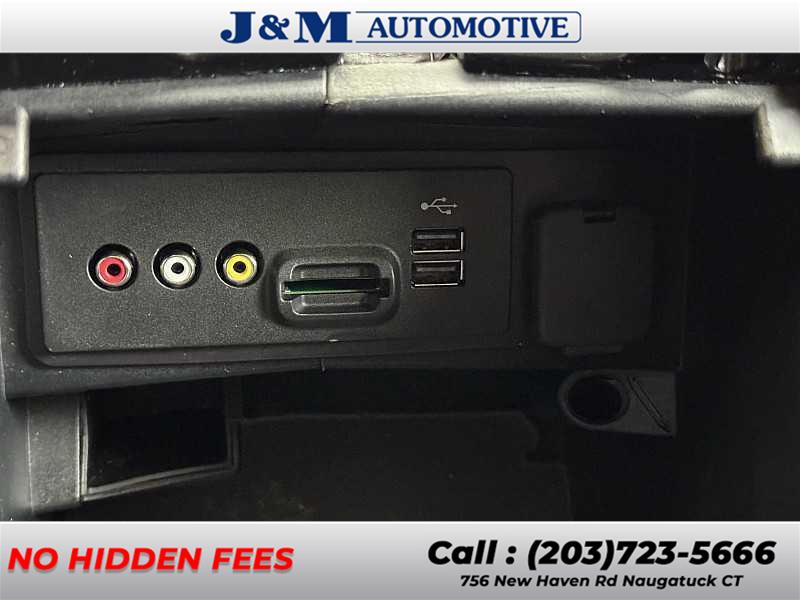 2014 Ford Fusion SE, available for sale in Naugatuck, Connecticut | J&M Automotive Sls&Svc LLC. Naugatuck, Connecticut 2014 Ford Fusion SE, available for sale in Naugatuck, Connecticut | J&M Automotive Sls&Svc LLC. Naugatuck, Connecticut