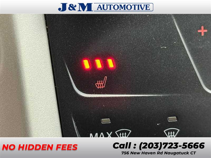 2014 Ford Fusion SE, available for sale in Naugatuck, Connecticut | J&M Automotive Sls&Svc LLC. Naugatuck, Connecticut 2014 Ford Fusion SE, available for sale in Naugatuck, Connecticut | J&M Automotive Sls&Svc LLC. Naugatuck, Connecticut