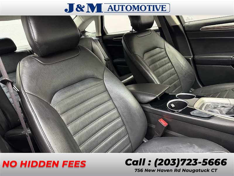 2014 Ford Fusion SE, available for sale in Naugatuck, Connecticut | J&M Automotive Sls&Svc LLC. Naugatuck, Connecticut 2014 Ford Fusion SE, available for sale in Naugatuck, Connecticut | J&M Automotive Sls&Svc LLC. Naugatuck, Connecticut