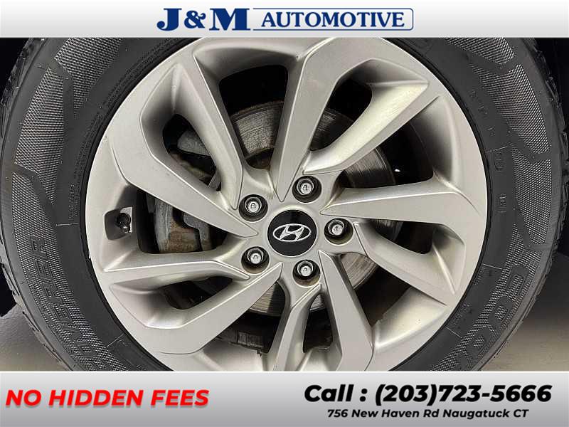 2017 Hyundai Tucson SE, available for sale in Naugatuck, Connecticut | J&M Automotive Sls&Svc LLC. Naugatuck, Connecticut 2017 Hyundai Tucson SE, available for sale in Naugatuck, Connecticut | J&M Automotive Sls&Svc LLC. Naugatuck, Connecticut