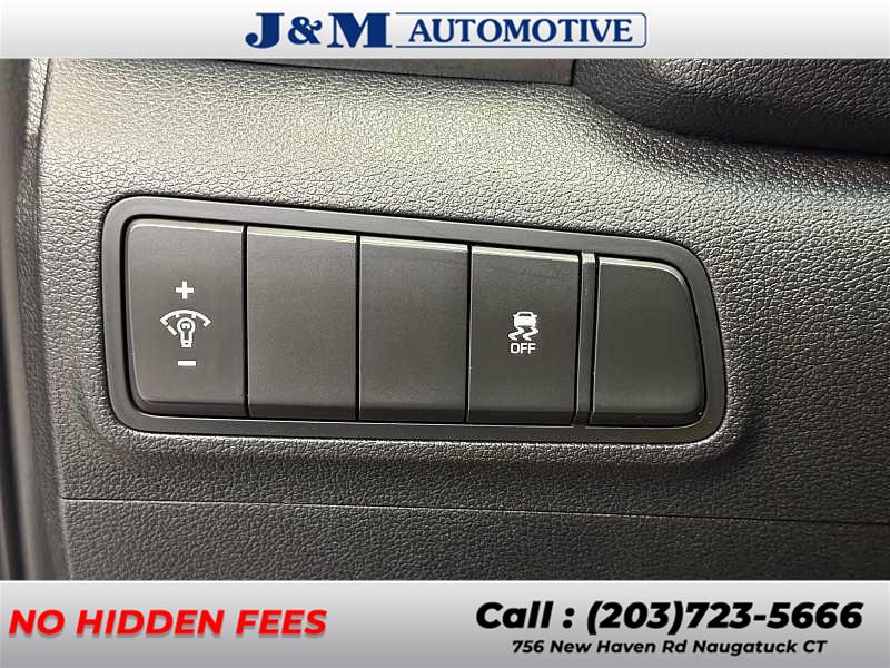 2017 Hyundai Tucson SE, available for sale in Naugatuck, Connecticut | J&M Automotive Sls&Svc LLC. Naugatuck, Connecticut 2017 Hyundai Tucson SE, available for sale in Naugatuck, Connecticut | J&M Automotive Sls&Svc LLC. Naugatuck, Connecticut