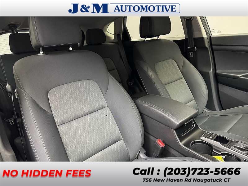 2017 Hyundai Tucson SE, available for sale in Naugatuck, Connecticut | J&M Automotive Sls&Svc LLC. Naugatuck, Connecticut 2017 Hyundai Tucson SE, available for sale in Naugatuck, Connecticut | J&M Automotive Sls&Svc LLC. Naugatuck, Connecticut