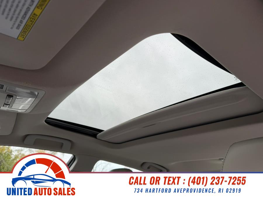 2013 Toyota Avalon 4dr Sdn XLE Premium (Natl), available for sale in Providence, Rhode Island | United Auto Sales Inc. Providence, Rhode Island 2013 Toyota Avalon 4dr Sdn XLE Premium (Natl), available for sale in Providence, Rhode Island | United Auto Sales Inc. Providence, Rhode Island