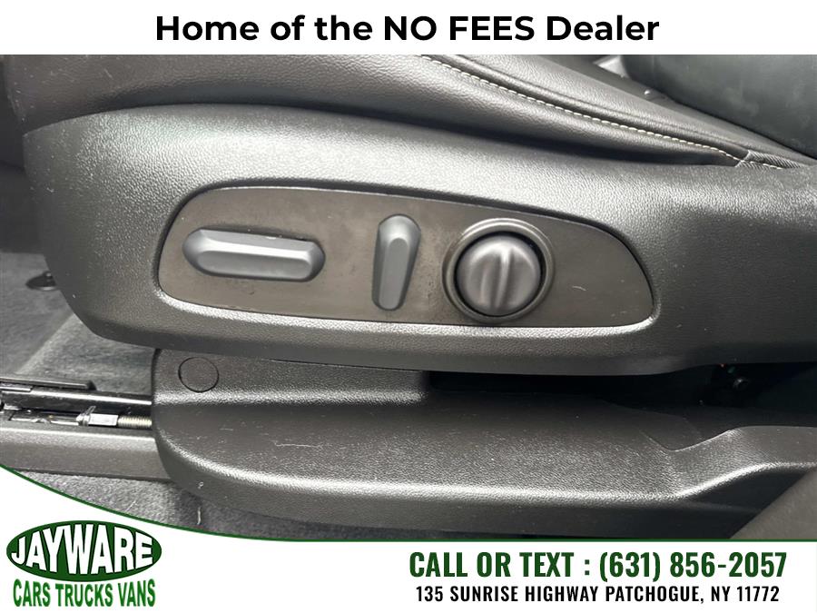 2023 Chevrolet Traverse AWD 4dr LT Leather, available for sale in Patchogue, New York | Jayware Cars Trucks Vans. Patchogue, New York 2023 Chevrolet Traverse AWD 4dr LT Leather, available for sale in Patchogue, New York | Jayware Cars Trucks Vans. Patchogue, New York