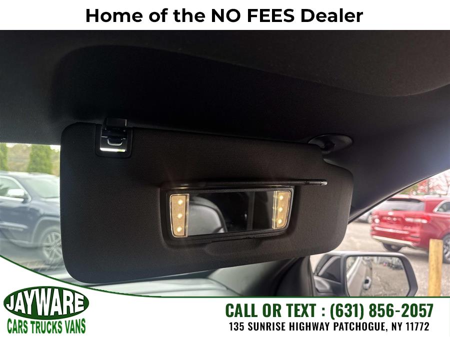 2023 Chevrolet Traverse AWD 4dr LT Leather, available for sale in Patchogue, New York | Jayware Cars Trucks Vans. Patchogue, New York 2023 Chevrolet Traverse AWD 4dr LT Leather, available for sale in Patchogue, New York | Jayware Cars Trucks Vans. Patchogue, New York