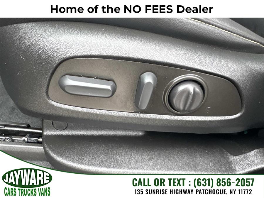 2023 Chevrolet Traverse AWD 4dr LT Leather, available for sale in Patchogue, New York | Jayware Cars Trucks Vans. Patchogue, New York 2023 Chevrolet Traverse AWD 4dr LT Leather, available for sale in Patchogue, New York | Jayware Cars Trucks Vans. Patchogue, New York