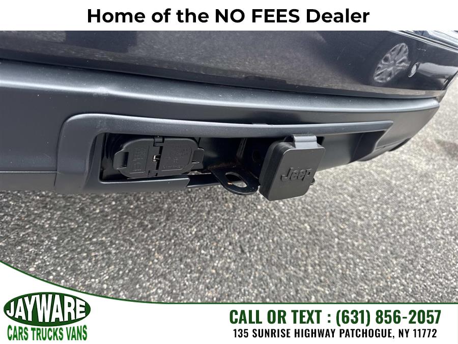 2014 Jeep Grand Cherokee 4WD 4dr Limited, available for sale in Patchogue, New York | Jayware Cars Trucks Vans. Patchogue, New York 2014 Jeep Grand Cherokee 4WD 4dr Limited, available for sale in Patchogue, New York | Jayware Cars Trucks Vans. Patchogue, New York